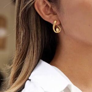 18K Gold Plated Teardrop Earrings
